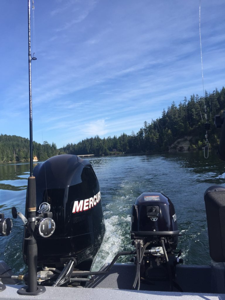 Oregon Coast Lakes: Woahink Lake - Oregon by the Ocean